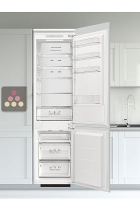 Combiné réfrigérateur et congélateur encastrable à façades habillables et personnalisables - 300L