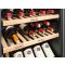 Cave à vin multi-usages de conservation et de service des vins intégrable à façade habillable