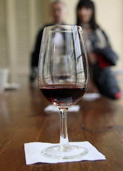 Carafer un vin : comment et pourquoi le faire ? - ArteVino